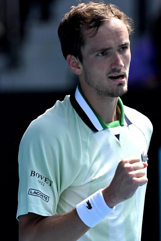 及球员共同 及球员共同