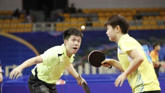 在与优秀选 在与优秀选